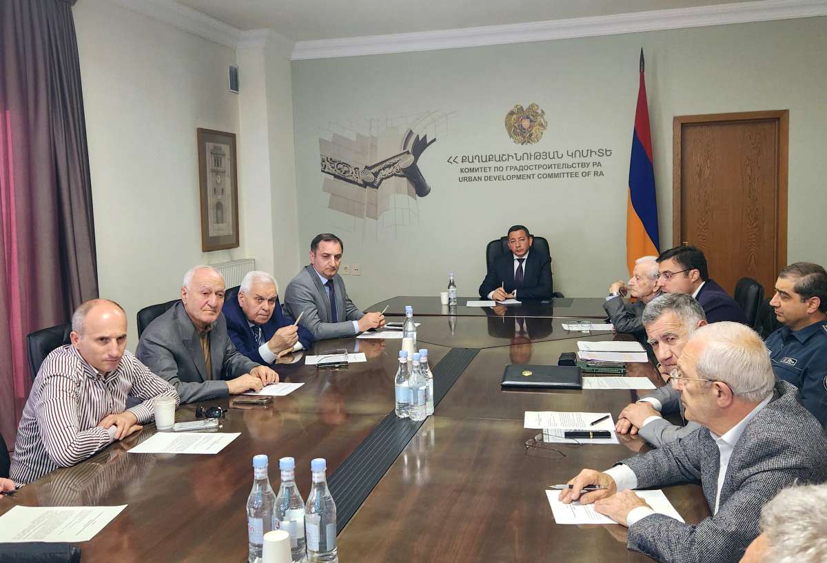 Կայացել է Քաղաքաշինության կոմիտեի նախագահին կից գիտատեխնիկական խորհրդի նիստ