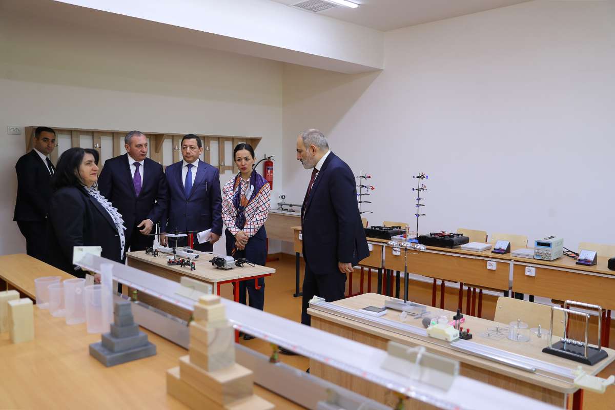 Վարչապետն այցելել է Լոռու մարզում կառուցված դպրոցներ և մարզադահլիճներ