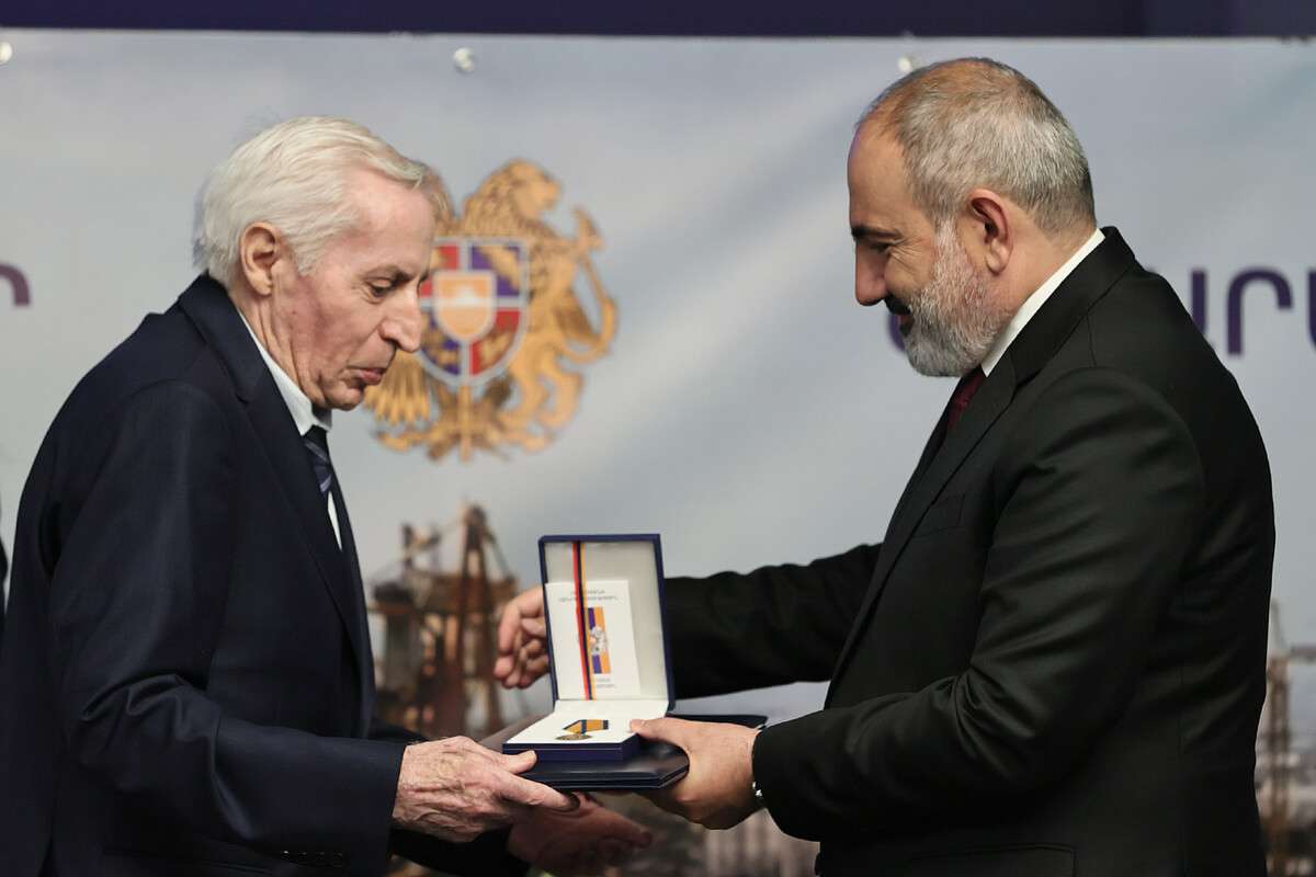 Շինարարի օրվա առթիվ ոլորտի մի խումբ մասնագետներ պարգևատրվել են