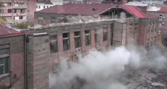 Իր կյանքի տաղանդավոր գծանկարը նա գծեց մարտի դաշտում