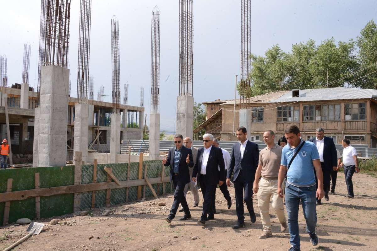 Քաղաքաշինության կոմիտեի նախագահը և Գեղարքունիքի մարզպետը համատեղ շրջայց են կատարել մարզի մի շարք դպրոցների շինհրապարակներում