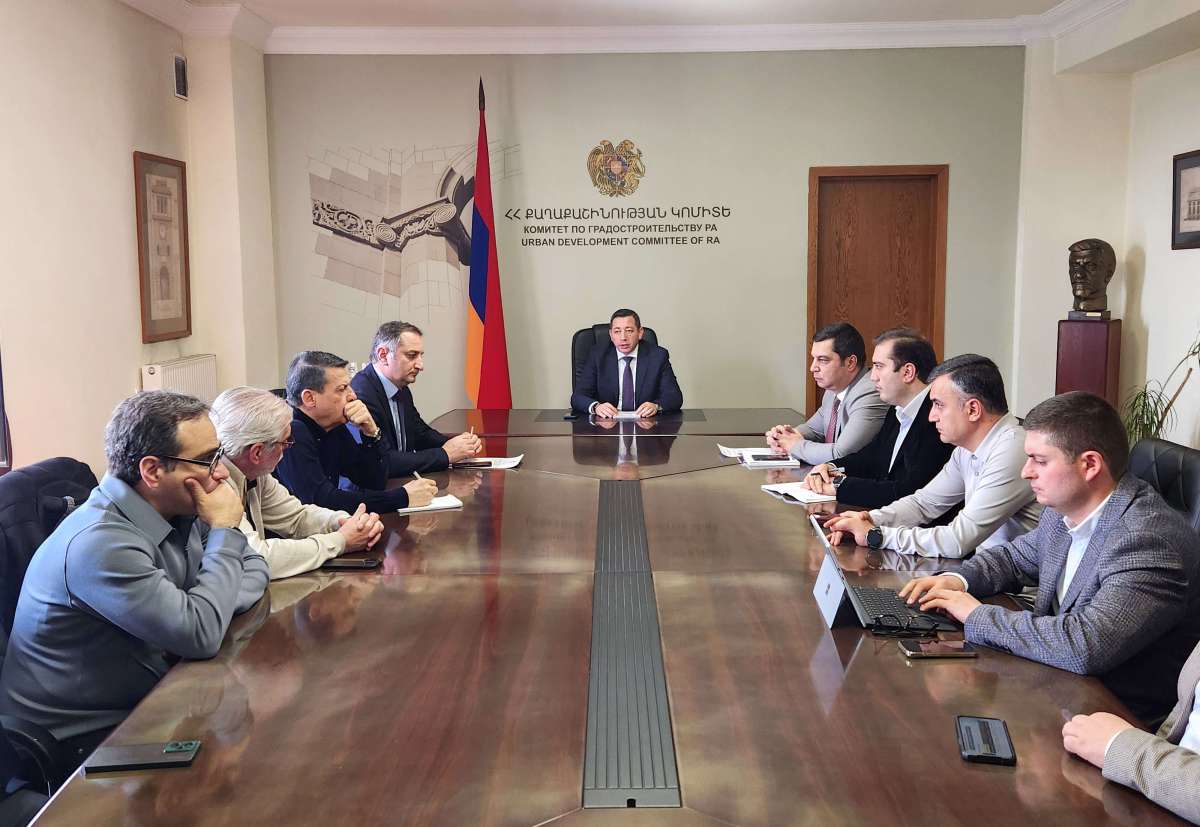 Քաղաքաշինության ոլորտի ներկայացուցիչների հետ քննարկվել են ոլորտի կանոնակարգման առաջարկներ