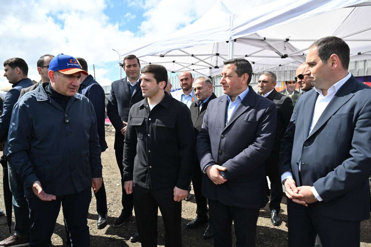 Կայացել է Մալխաս և Ռոման Ամոյանների անվան նոր մարզադպրոցի հիմնարկեքը